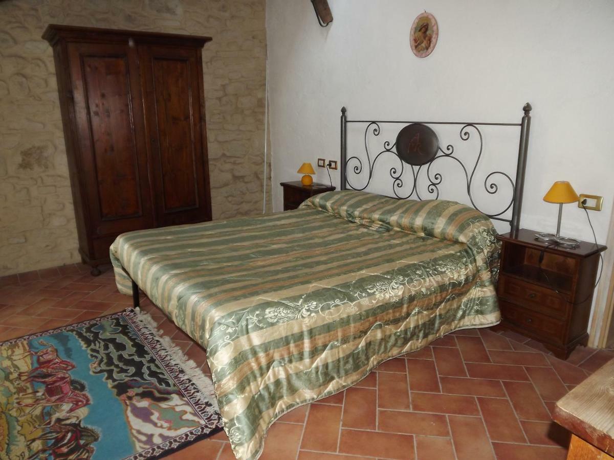 萨索马可尼Agriturismo Piccola Raieda别墅 外观 照片