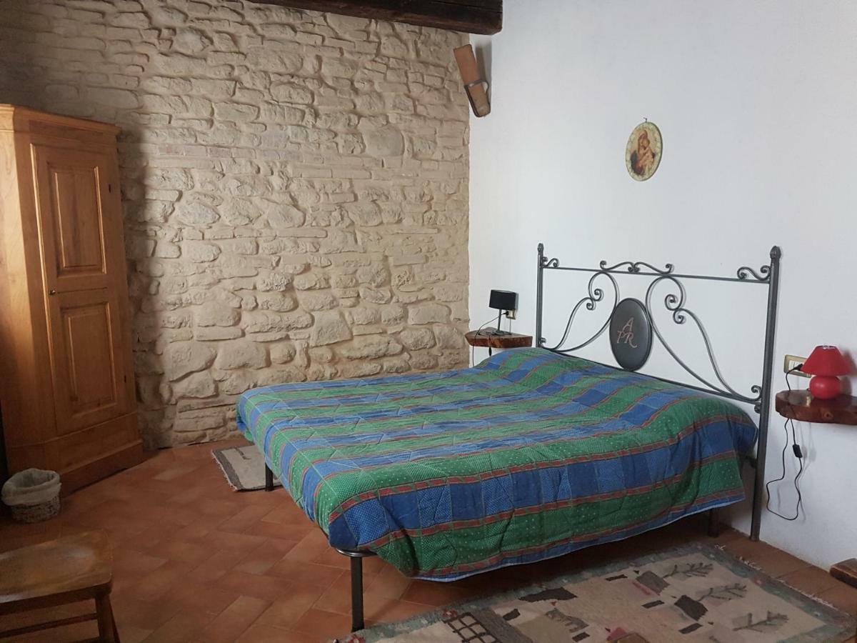 萨索马可尼Agriturismo Piccola Raieda别墅 外观 照片