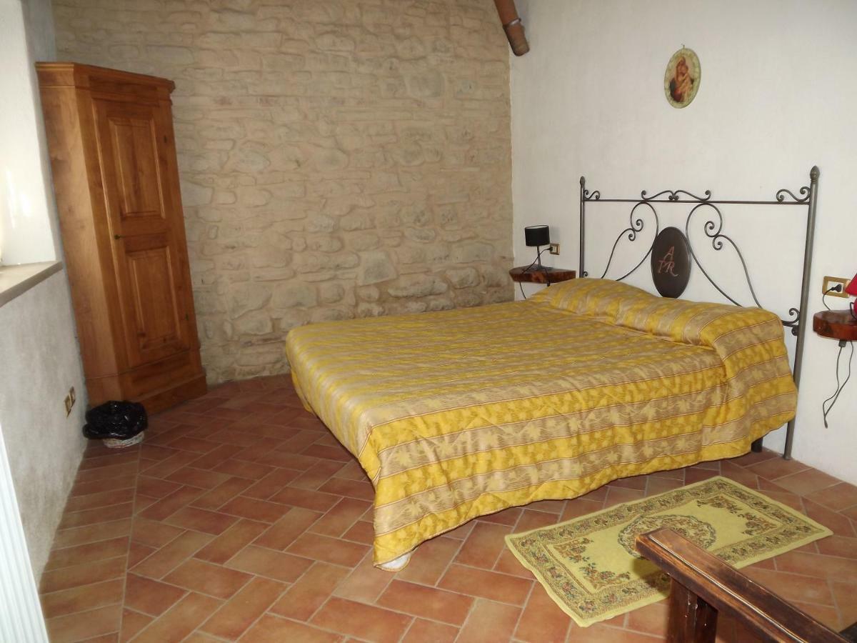 萨索马可尼Agriturismo Piccola Raieda别墅 外观 照片