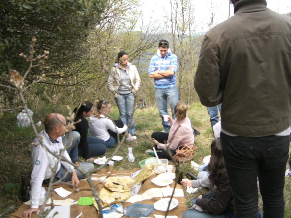 萨索马可尼Agriturismo Piccola Raieda别墅 外观 照片