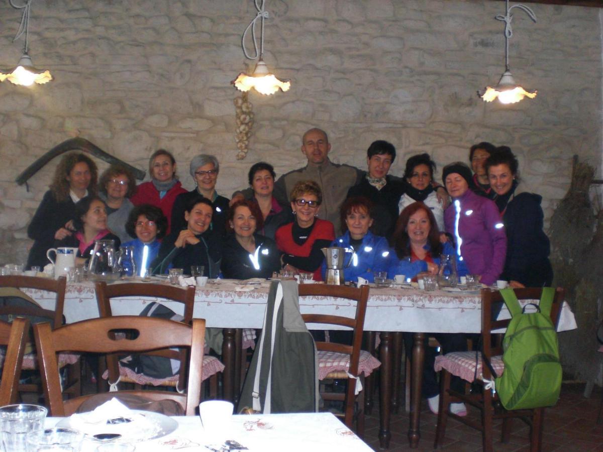 萨索马可尼Agriturismo Piccola Raieda别墅 外观 照片